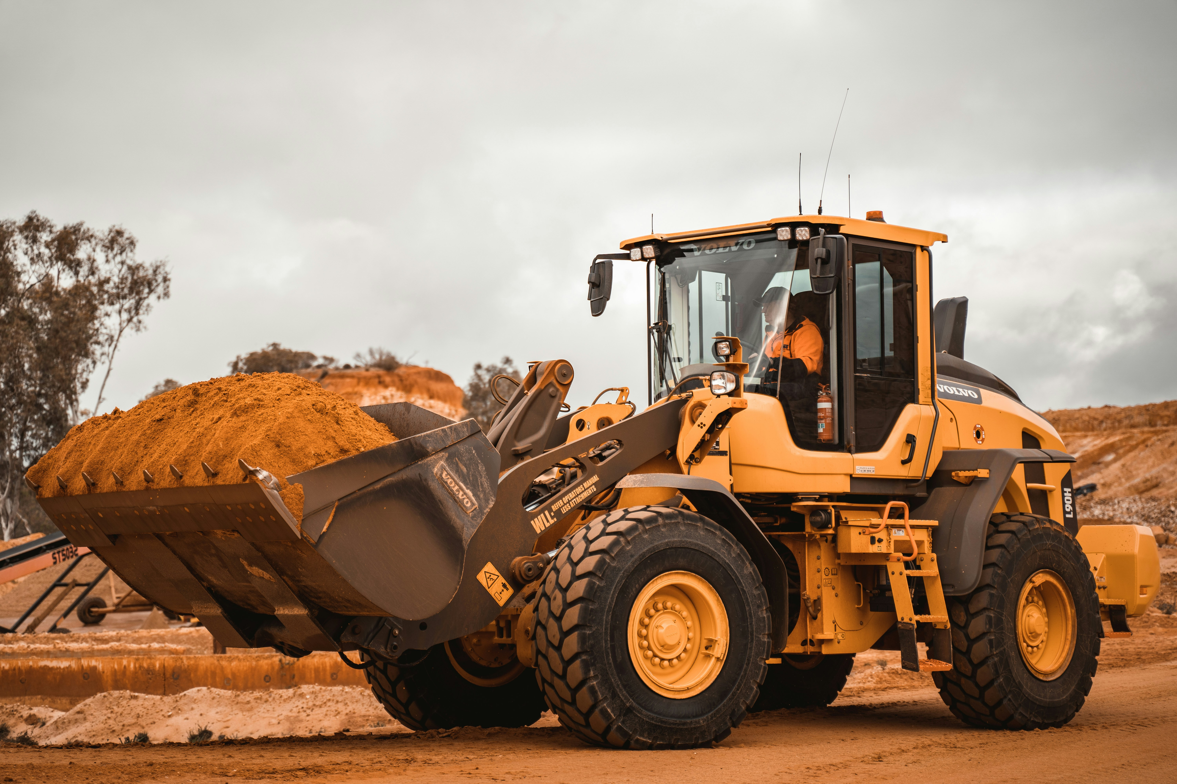 CAT 980M High-Lift Wheel Loader